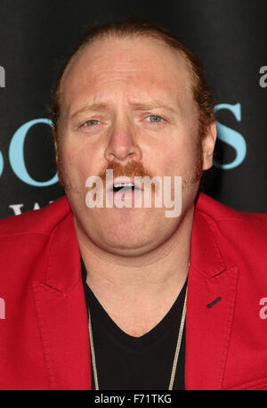 Keith Lemon erscheint bei Unterzeichnung seiner Bücher - "Keith Lemon Big One" und "der Biber und der Elefant" bei WHSmith Milton Keynes Featuring: Keith Zitrone wo: Milton Keynes, Großbritannien: 23. Oktober 2015 Stockfoto