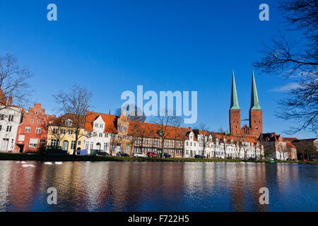 Skyline von der mittelalterlichen Stadt von Lübeck, Deutschland Stockfoto