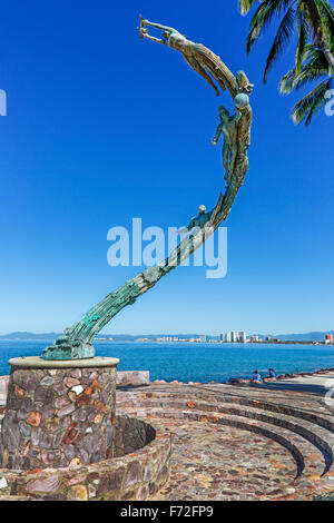 Straße Skulptur auf der Promenade Promenade in der Nähe von Playa Camaones, El Centro, Puerto Vallarta, Mexiko Stockfoto