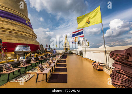 Der Stupa an der Spitze der Wat Saket, auch bekannt als die goldenen Bergs, im historischen Viertel von Bangkok, Thailand-Hauptstadt. Stockfoto