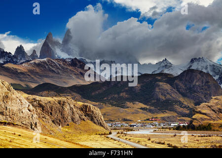 El Chalten ist eine Kleinstadt in der Nähe von Mount Fitz Roy; die trekking Hauptstadt von Argentinien Stockfoto