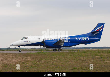 Eastern Airways British Aerospace Jetstream 4100 G-MAJC Rollen am Flughafen Inverness, Schottland. Stockfoto