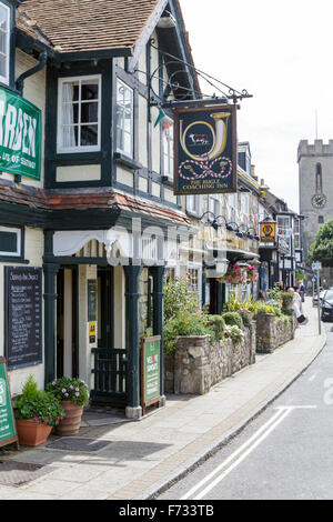 Das Bugle Inn, Yarmouth, belebten Pub auf der Isle Of Wight Stockfoto