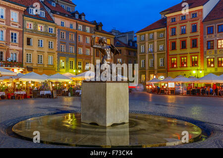 Meerjungfrau von Warschau auf dem Marktplatz, Polen. Stockfoto