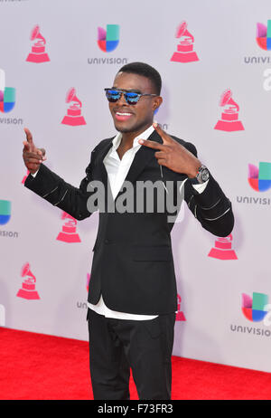 Sängerin OMI besucht die 16. Annual Latin GRAMMY Awards in Las Vegas Stockfoto