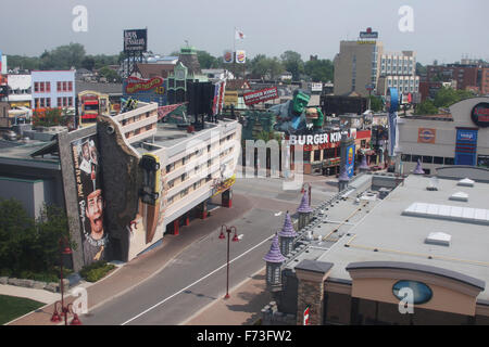 Ripleys glauben es oder nicht bauen. Burger King Restaurant mit Frankenstein einen Whopper Hamburger halten. Clifton Hill tourist Stockfoto