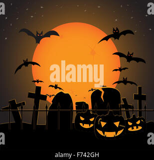 Eine Halloween-Friedhof-Szene in Orange in der Nacht mit Fledermäusen und Kürbissen Stockfoto