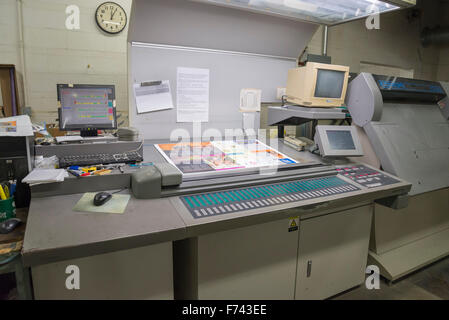 Moderne EDV und digitale Druckerei und Anlage in Gainesville, Florida. Stockfoto