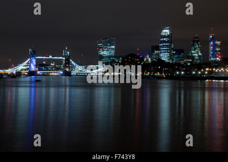 Reisen: London City bei Nacht Stockfoto