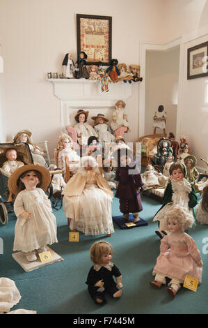 Puppe Sammlung in Traquair House, Innerleithen, Gunion, Schottland. Stockfoto