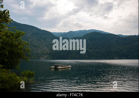 Lago di Corlo, Ende, Veneto, Italien, Stockfoto