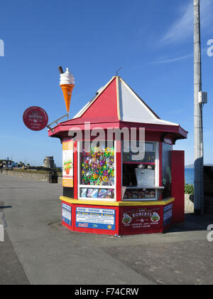 Eis Kabine mit 8 Seiten auf Portmarnock Beach Promenade, Dublin. Stockfoto