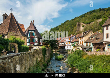 Fachwerk Häuser, Kaysersberg, Haut-Rhin, Elsass, Frankreich Stockfoto