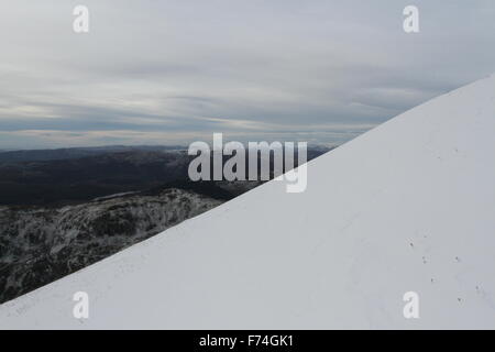 Ben Lomond angesehen von Schneewehe auf Ben Ledi Schottland November 2015 Stockfoto