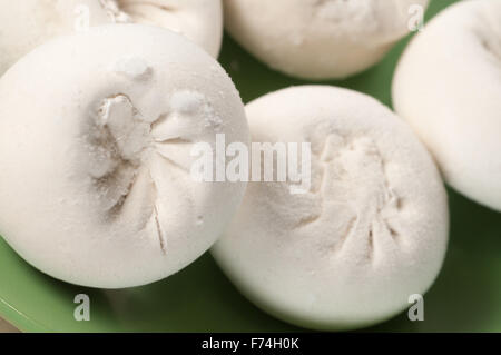 Khinkali - Fleischklößchen aus georgische Küche Nahaufnahme, gefroren Stockfoto