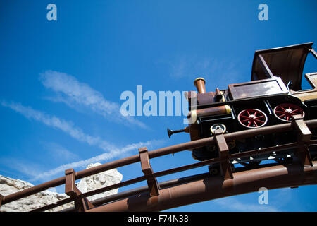 Detail der Achterbahn Dampf Lok Wildwest Stockfoto