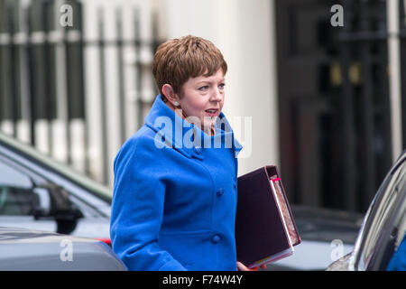 Tina Stowell, Baroness Stowell von Beeston, kommt an der Hausnummer 10 Downing Street.Baronnes Stowell ist Leiter des House Of Lords Stockfoto