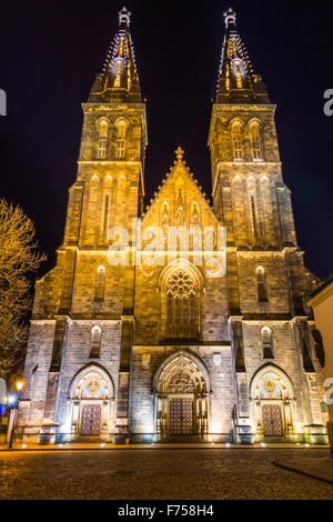 Basilika St. Peter und St. Paul in Vysehrad, Prag, Tschechische Republik Stockfoto