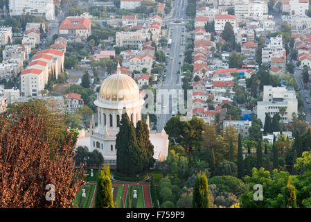 Sonnenaufgang in Haifa von Louis Promenade aus gesehen Stockfoto