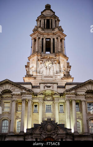 Stockport-Rathaus, entworfen vom Architekten Sir Alfred Brumwell Thomas bezeichnet ein Denkmalgeschütztes Gebäude im Jahr 1975 Stein Buildi Stockfoto