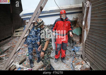 Erdbeben, Erdbeben Nepal, Erdbeben 2015, Gorkha-Erdbeben, Polnischer Helfer, Kathmandu, Nepal, Asien Stockfoto