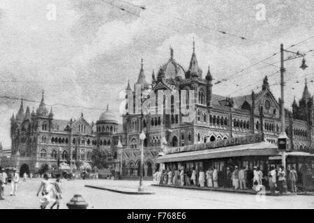 Alte Vintage 1900 s VT Victoria Terminus jetzt CST Bahnhof Chhatrapati Shivaji Terminus, Mumbai, Maharashtra, Indien, Asien Stockfoto