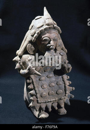 Präkolumbische Kunst. Die alten Jama-Coaque-Kultur. Nördliche Küste von Ecuador. 500 v. Chr. - 500 n. Chr. 'Chone Typ'. Männliche Figur. 37 x 20 cm. Privatsammlung. Stockfoto