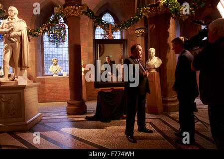 Edinburgh, UK. 26. November 2015. Ein Porträt des RT Hon Alex Salmond MP MSP Displays auf die Scottish National Portrait Gallery in dieser Woche. Das Porträt war Teil einer Gruppe von vierzehn Werke von Gerard M Burns gemalt. Abgebildete Alex Salmond. Pako Mera/Alamy Live-Nachrichten. Stockfoto