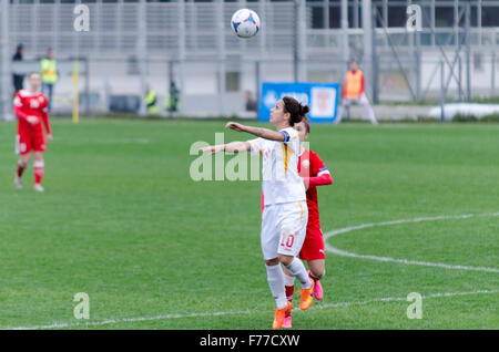 Stadion: FFM Training Centre, Skopje, R. Mazedonien. 26. November 2015. Mazedonien Vs Weißrussland UEFA Women's Euro 2017 qualifizieren. Die Qualifikation Gruppenphase - Gruppe 1. Das Spiel endete 0: 2 Credit: Dragan Ristovski/Alamy Live News. Stockfoto