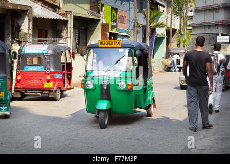 Sri Lanka - Colombo, Tuk-Tuk-Taxi, typische transport Stockfoto