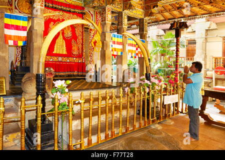 Sri Lanka - Tempel des Zahns, Kandy, Sri Dalada Maligawa, UNESCO-Weltkulturerbe, buddhistischen Schrein Stockfoto