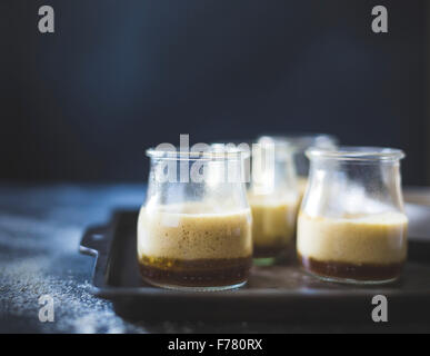 Puddings Chomeurs mit Ahorn und Kastanienmehl Stockfoto