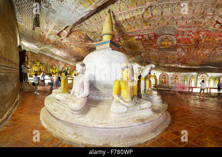 Sri Lanka - Buddish Cave Tempel Dambulla, Kandy Provinz, UNESCO-Weltkulturerbe Stockfoto