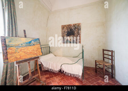 Rekonstruktion von Vincent Van Gogh s Zimmer im Asyl St.Paul de Mausole, St Rémy de Provence, Frankreich Stockfoto