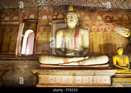 Sri Lanka - Buddish Cave Tempel Dambulla, Kandy Provinz, UNESCO-Weltkulturerbe Stockfoto