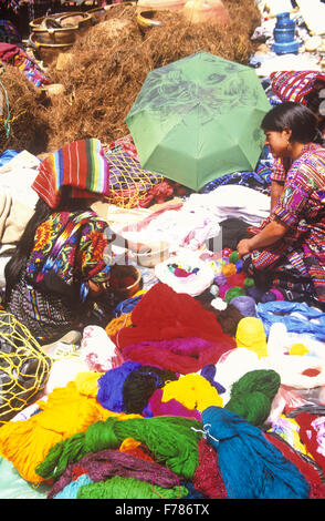 Solola der Freitagsmarkt ist einer der belebtesten und buntesten in den Highlands, Guatemala. Stockfoto