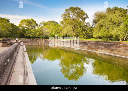 Sri Lanka - Anuradhapura, Abhayagiri Pool, UNESCO-Weltkulturerbe Stockfoto