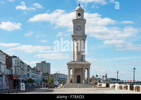 Coastal Park Uhrturm am Meer, Herne Bay, Kent, England, Vereinigtes Königreich Stockfoto