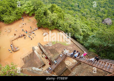 Sri Lanka - Sigiriya, Treppen von Löwentor zur alten Festung, UNESCO Stockfoto