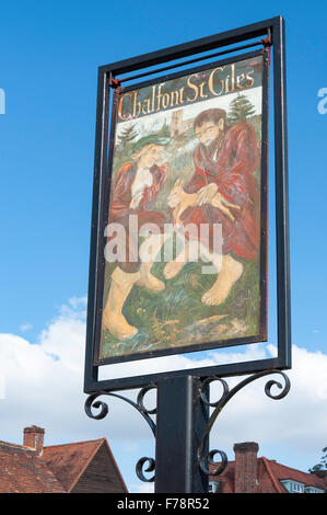 Dorf unterzeichnen auf dem Dorfplatz, High Street, Chalfont St Giles, Buckinghamshire, England, Vereinigtes Königreich Stockfoto