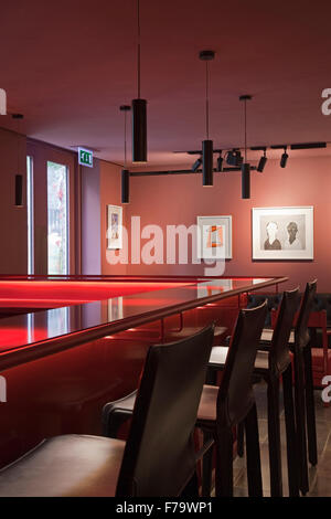 Beleuchteten Lounge Barbereich im Halter House, Royal Academy in London. Stockfoto