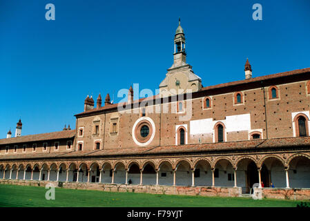 Italien, Lombardei, Certosa di Pavia, Kartäuser-Kloster von Pavia, Kreuzgang Stockfoto