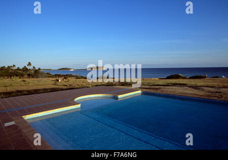 Pool im Inn auf der blauen Horizont, Vieques Island, Puerto Rico Stockfoto