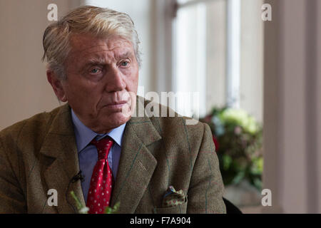 London, UK. 27. November 2015. Im Bild: Don McCullin. Drücken Sie Start Foto London 2016, Event der internationalen Fotografie wieder ausgetragen im Somerset House, nachdem es im Jahr 2015 von Fariba Farshad und Michael Benson gegründet wurde. 80 der weltweit führenden Galerien wird an dieser Veranstaltung teilnehmen und legendären Kriegsfotografin wurde angekündigt als Foto London Meister der Fotografie. Er wird das Thema einer Sonderausstellung in Zusammenarbeit mit Hamiltons Galerie sein. Photo London 2016 läuft vom 19. bis 22. Mai 2016. Stockfoto