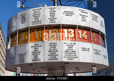 Berliner Weltzeituhr, Weltzeituhr am Alexanderplatz, Berlin, Deutschland. Stockfoto