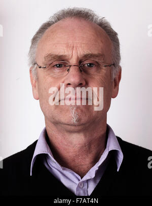 Gesicht und Kopfschuss von einem reifen Mann in seine fünfzig oder sechzig Stockfoto