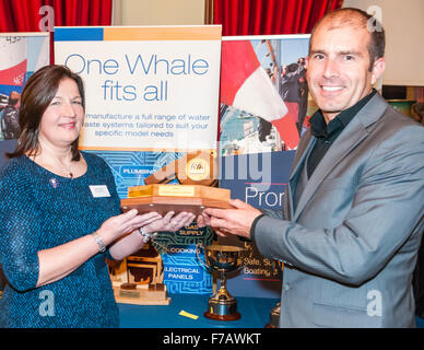 Belfast, Nordirland. 27. November 2015 - Alistair McArlie von Antrim Yachtclub gewinnt Rennen Coach of the Year bei den Royal Yacht Verband Nordirland Annual Awards für 2015 Credit: Stephen Barnes/Alamy Live News Stockfoto