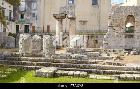 Ruinen der Tempel des Apollo, Ortigia, Siracusa, Sizilien, Italien UNESCO Stockfoto