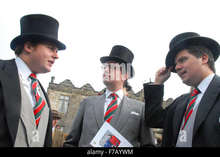 Der Kensington-Club an der St Andrews University für die königliche Hochzeit feiern am Freitag, 29. April 2011. Stockfoto