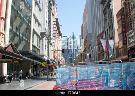 George Street Straßensperrung während NSW Regierung Sydney CBD helle Schienenprojekt, Sydney, Australien baut Stockfoto